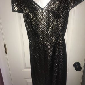 Adorable Gold & Black dress❤️